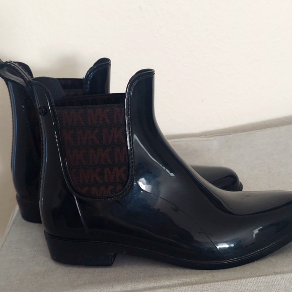 Michael kors short rain boots - Picture 1 of 2